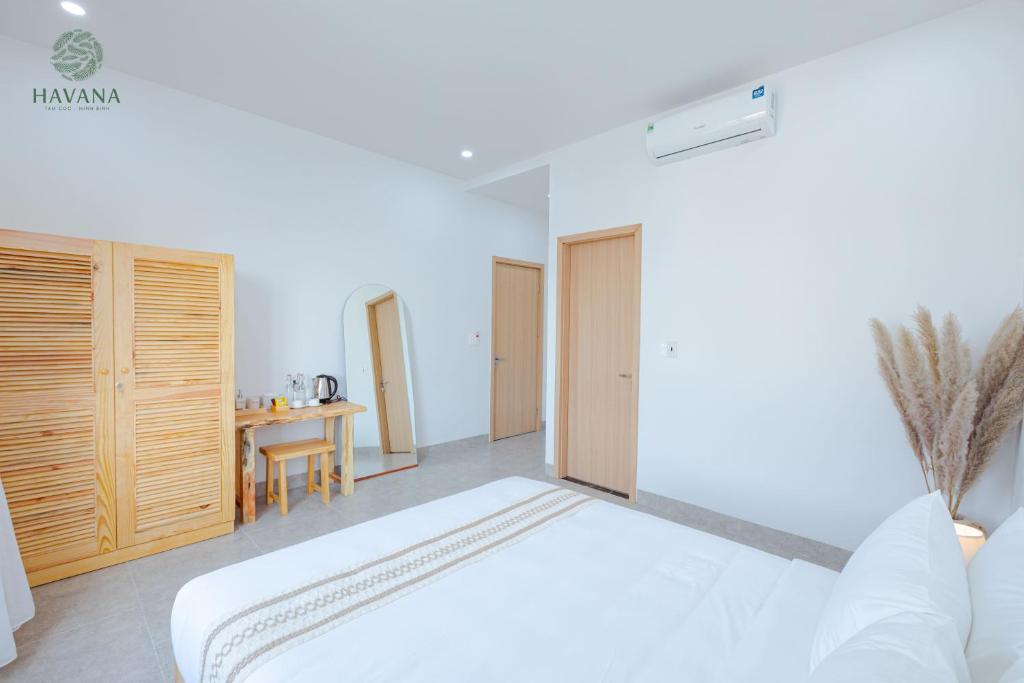 Havana Tam Coc Ninh Binh - Zimmer Mit Kingsize-Bett Und Bergblick