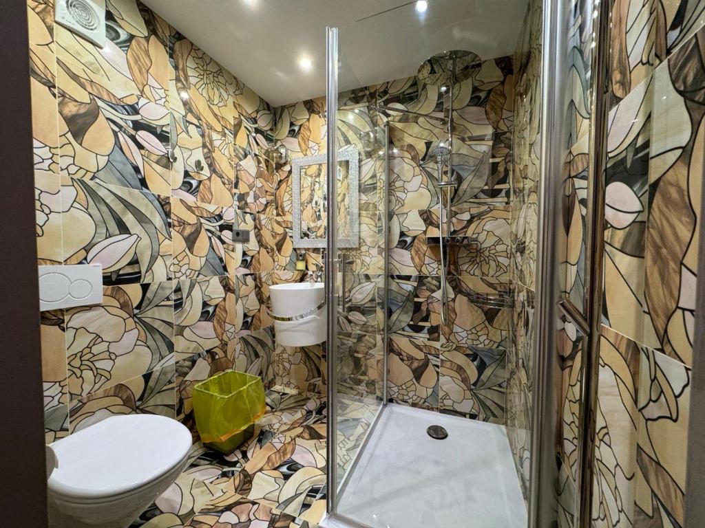 Two Brothers Inn - 16