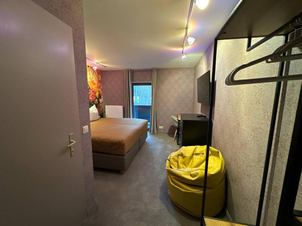 Two Brothers Inn - 14