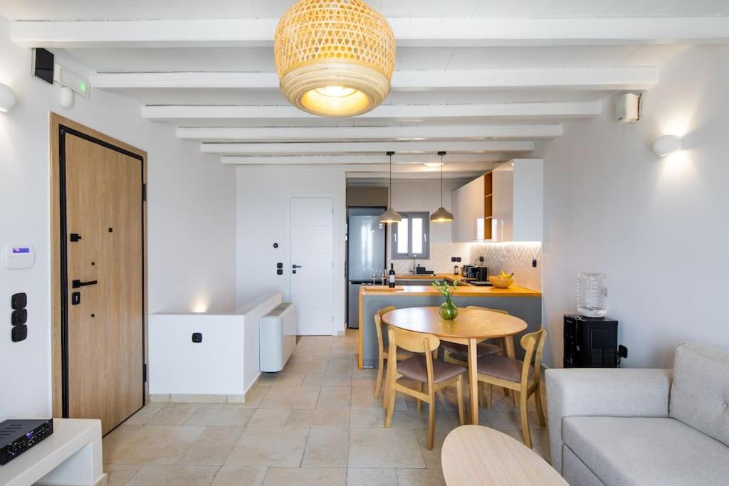 Χώρος καθιστικού στο Kea 360 VILLAS - Aristaeus Abode