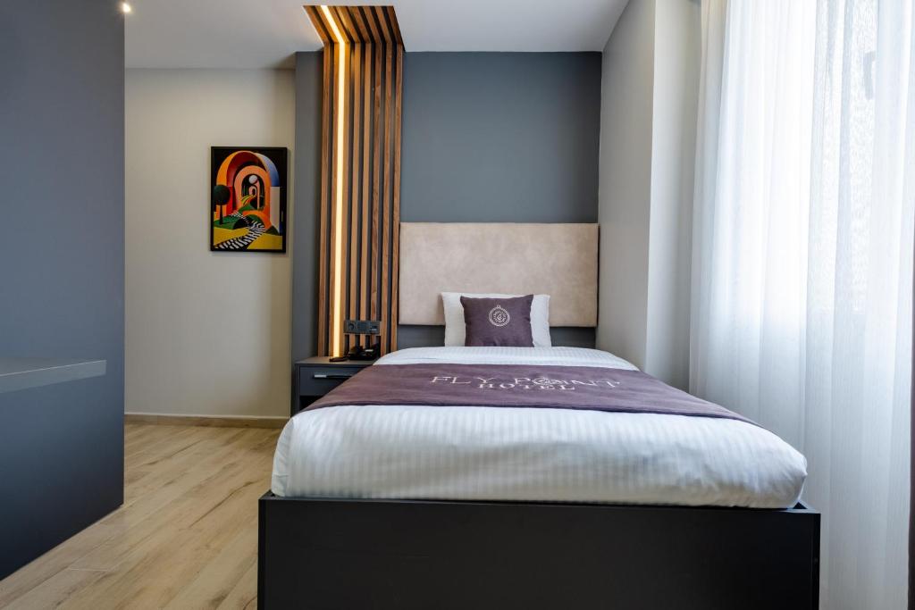 FLY POINT AIRPORT HOTEL - 7