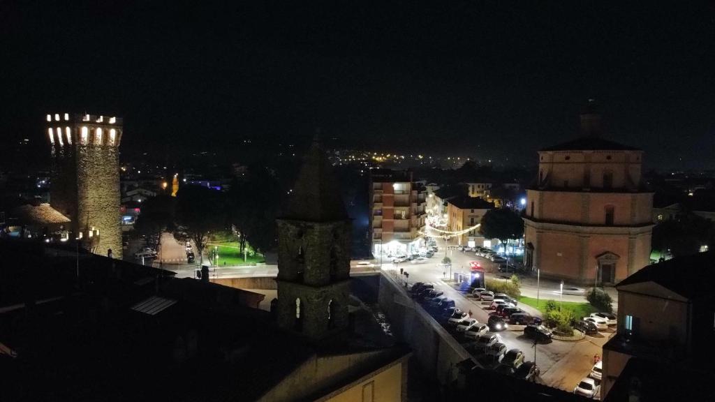 Nespecifikovaný výhled na destinaci Umbertide nebo výhled na město při pohledu z apartmánu