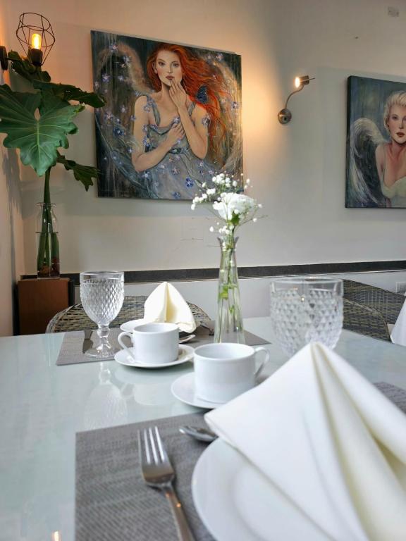 Fotografie z fotogalerie ubytování Hotel Oasis-Dream Holidays - La Petite France v destinaci San Bernardino