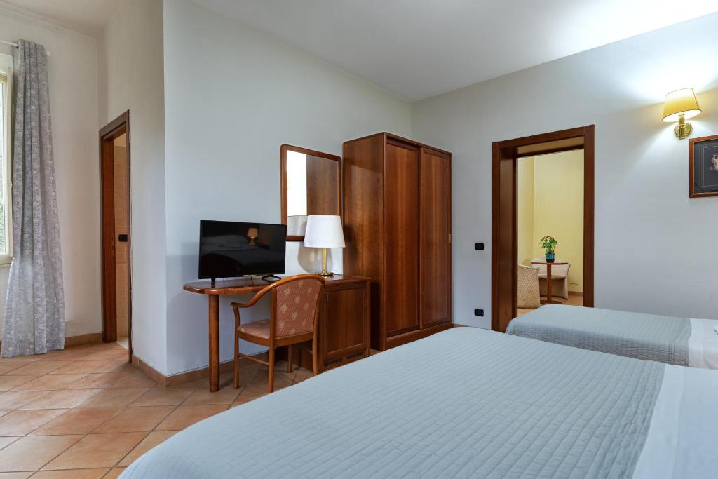 Comfort Rooms Villa Gaia Tor Vergata - Quadruple Room