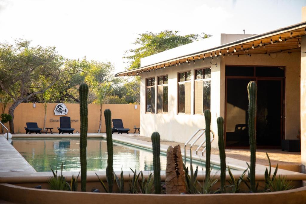 Bazén v ubytování Casa Majeva Punta Conejo nebo v jeho okolí