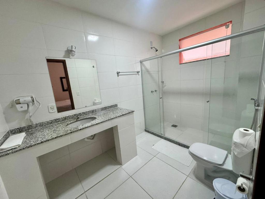 A S Suites tesisinde bir banyo