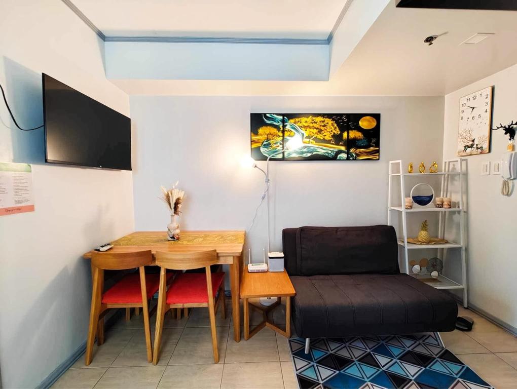 Zona d'estar a Azure Staycation Suites by MECS