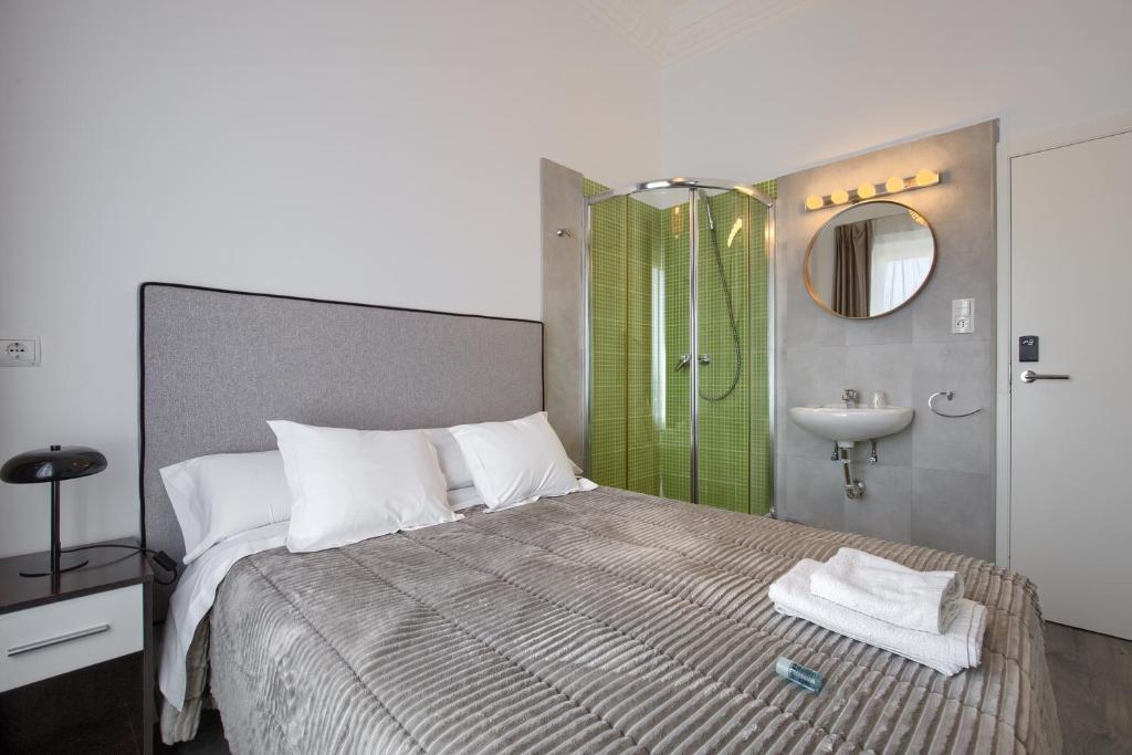 Hostal Besaya - Camera Singola Con Servizi Igienici In Comune