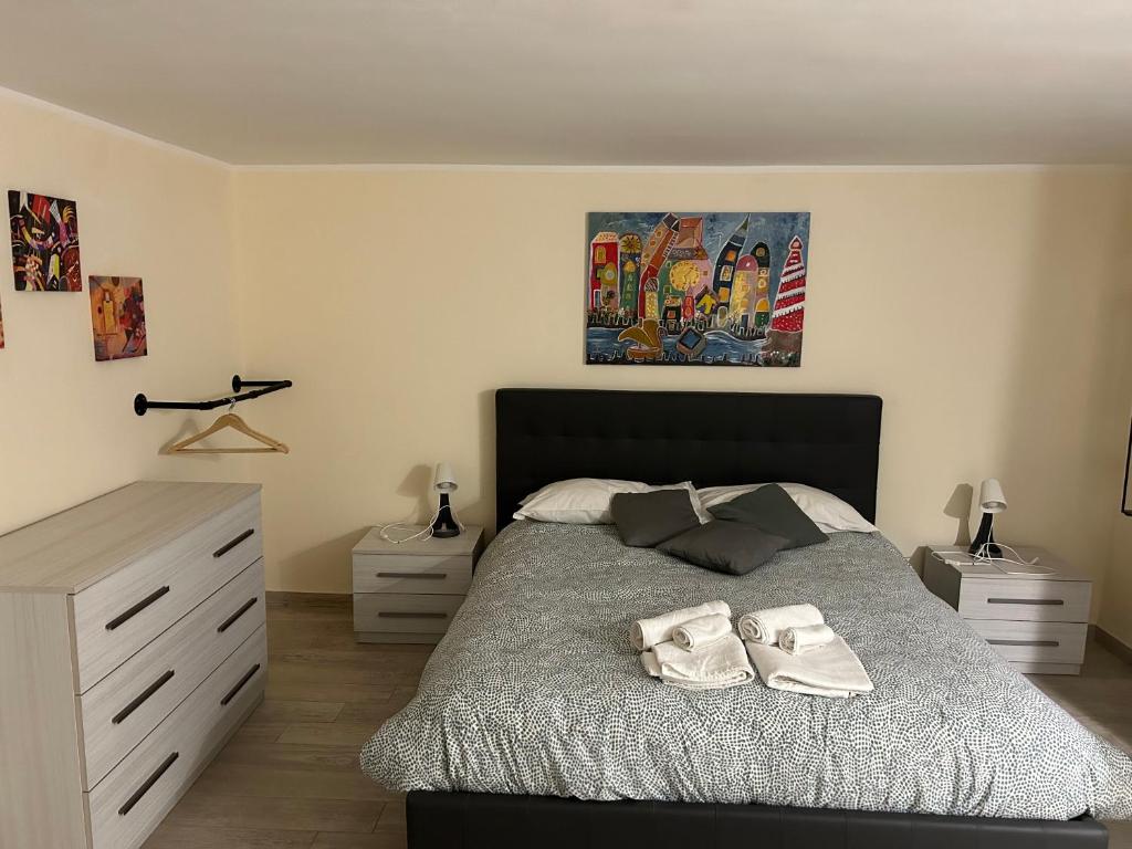 Łóżko lub łóżka w pokoju w obiekcie Glemmyhouse