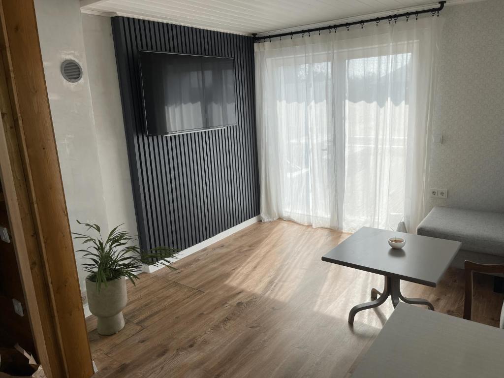 Fotografie z fotogalerie ubytování Seaside Retreat with Hot tub,Sauna, Pool & BBQ v destinaci Lao