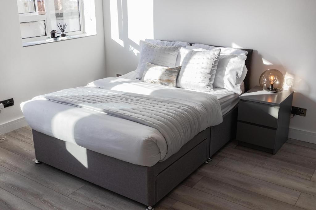 Ένα ή περισσότερα κρεβάτια σε δωμάτιο στο Penthouse Studio by Regent's Park/Euston