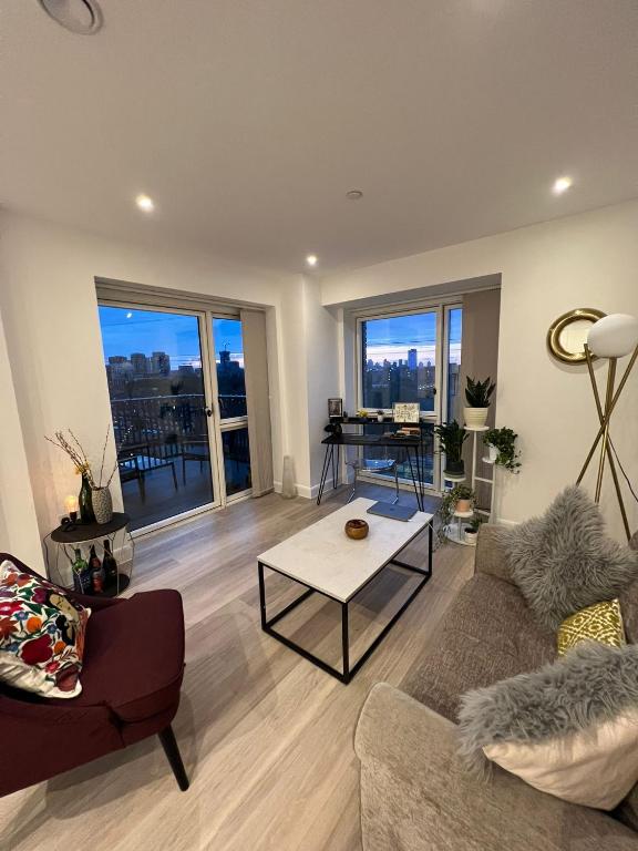 New beautiful flat by Excel/ Custom House, London (aktualisierte Preise