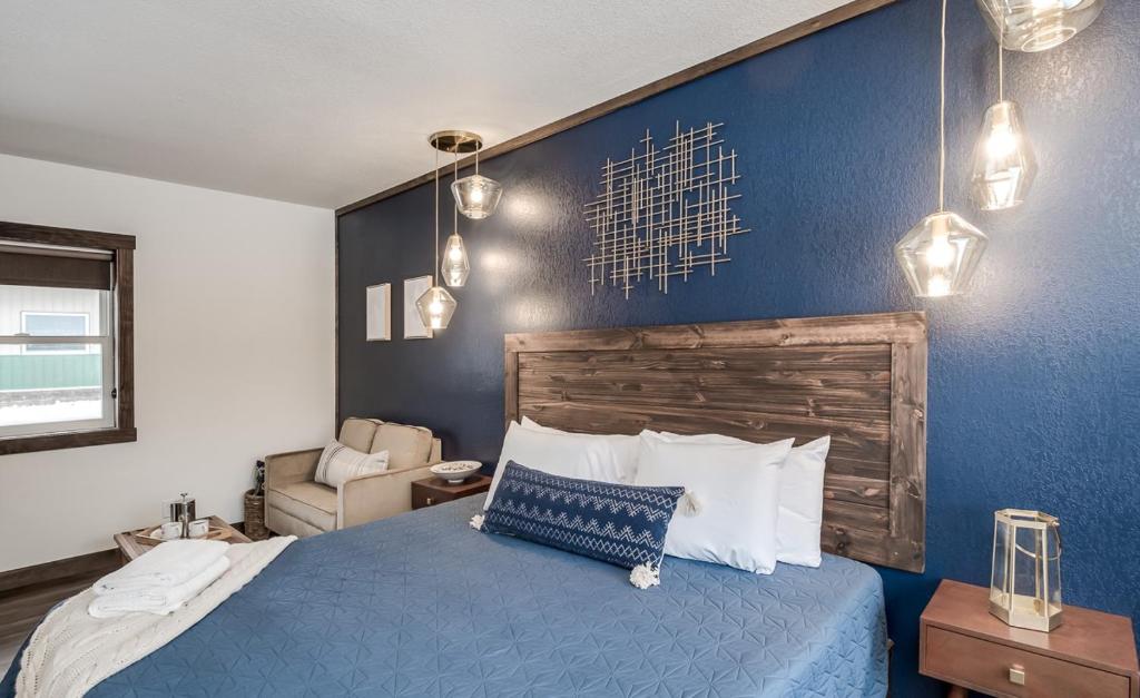 Boutique Hotel King, Queen & Kitchen Suites Easy Drive to Downtown - Suite Mit Kingsize-Bett