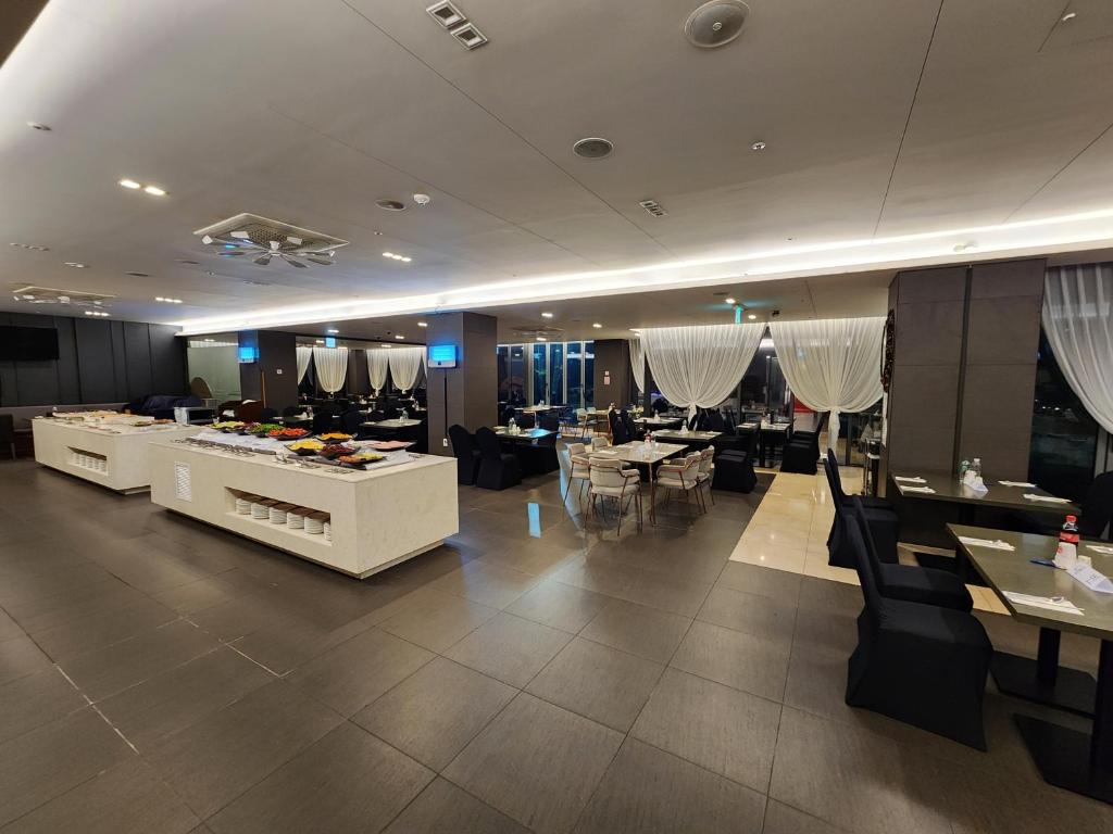 Fotografie z fotogalerie ubytování Ramada by Wyndham Jeju Hamdeok v destinaci Čedžu