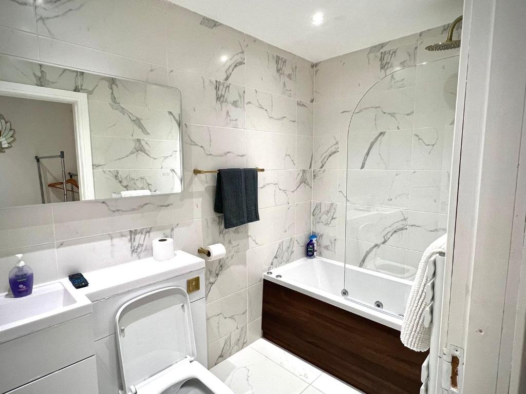 Manhattan Luxury Suites - Appartement Supérieur D'une Chambre
