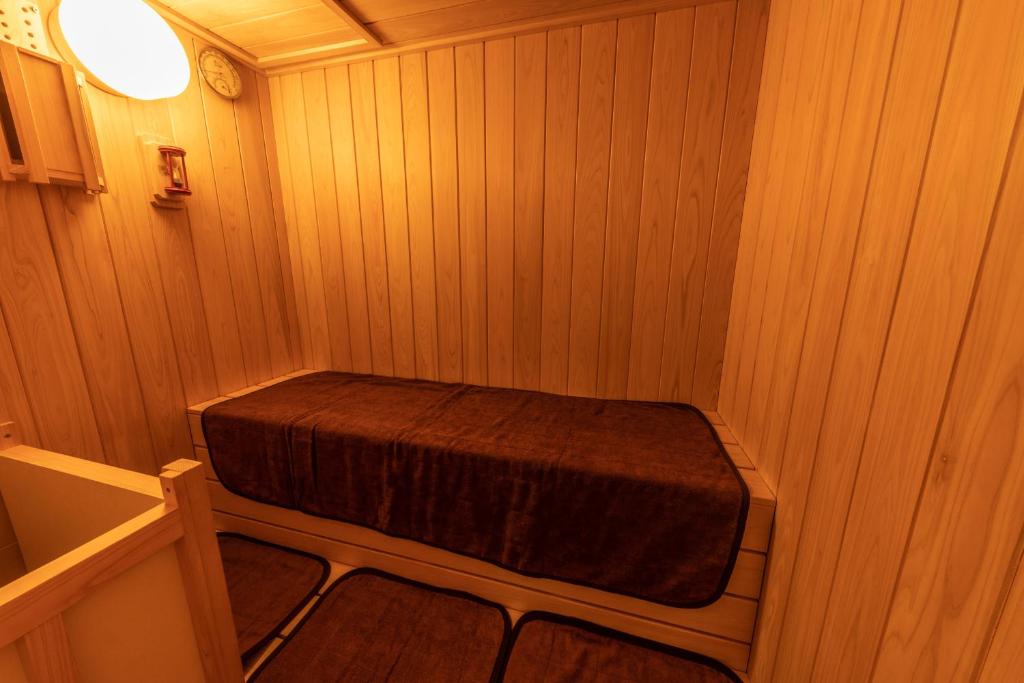 Fotografie z fotogalerie ubytování HIDA TAKAYAMA BASE - Traditional Japanese Garage House with Private Sauna v destinaci Takajama