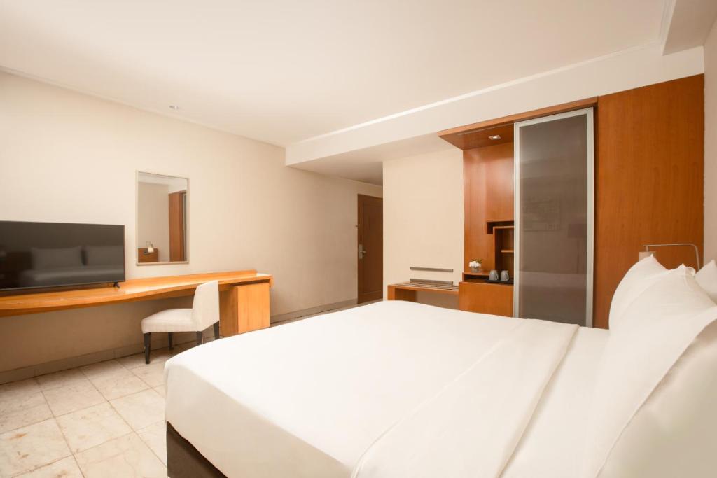 Aryaduta Palembang - Deluxe Double Room