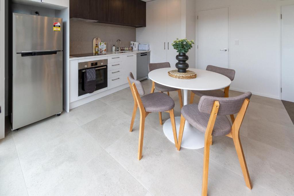 2BR Townhouse: Cosy, Close to City, Car Park - Resim 14