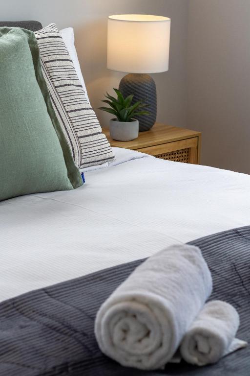 2BR Townhouse: Cosy, Close to City, Car Park - Resim 32