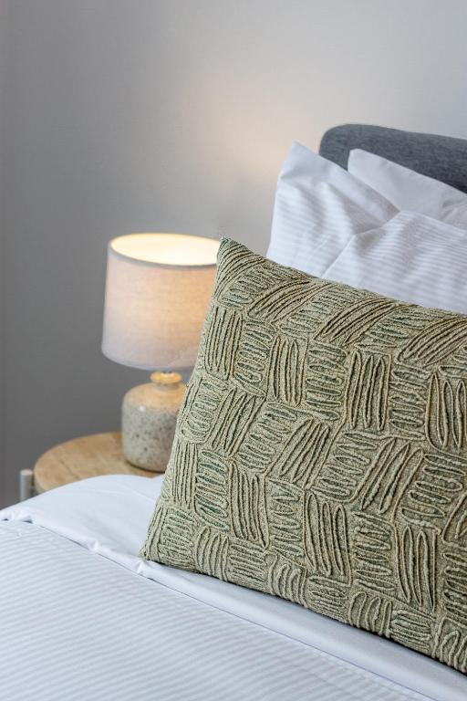 2BR Townhouse: Cosy, Close to City, Car Park - Resim 25