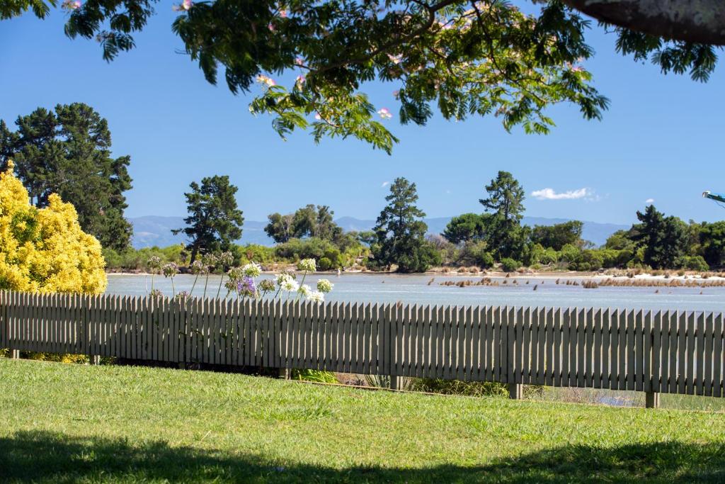 Tahuna Beach Holiday Park - Resim 18