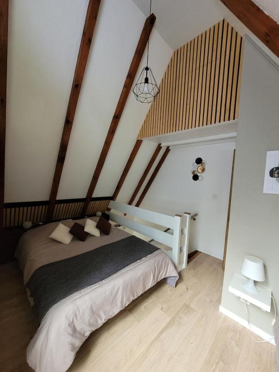 Postel nebo postele na pokoji v ubytování Gite Delphine