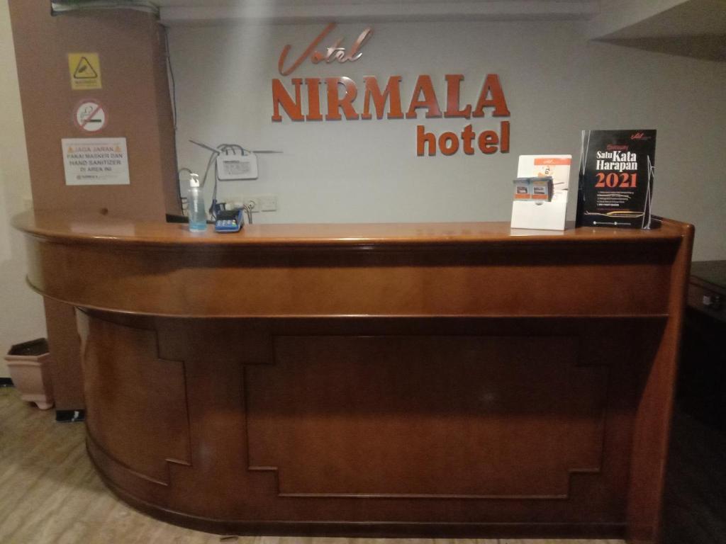 Zona de hol sau recepție la Votel Nirmala Hotel Malang