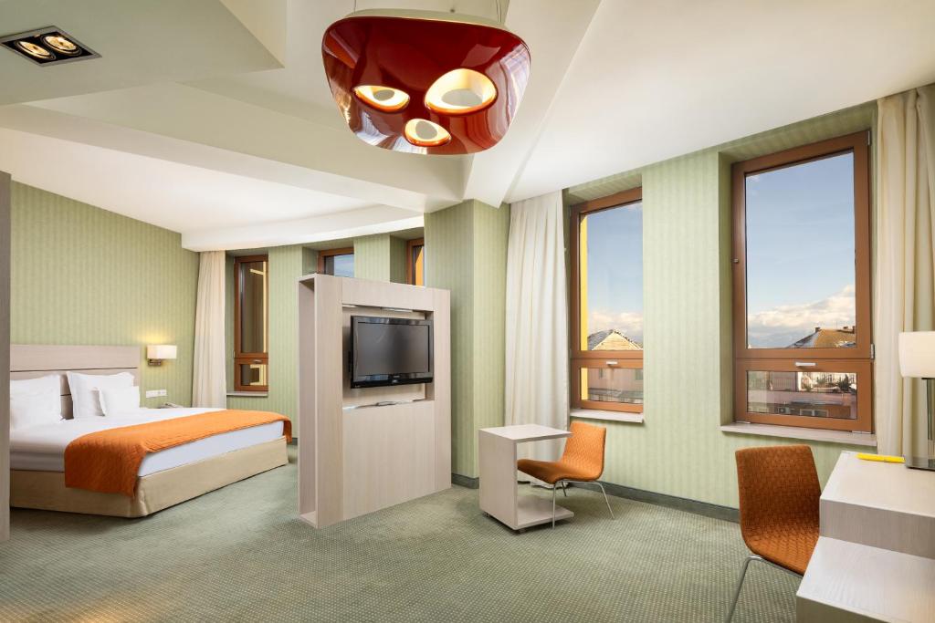 Hotel Golden Tulip Ana Tower Sibiu - Deluxe King Room