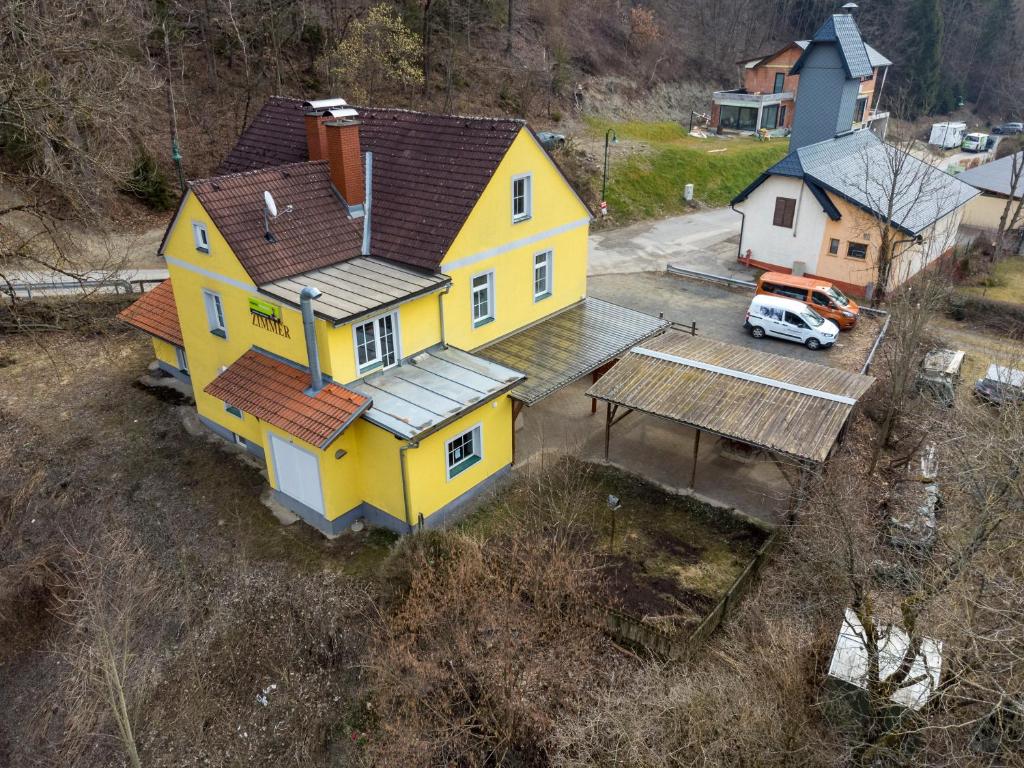 Budova, kde se aparthotel nachází