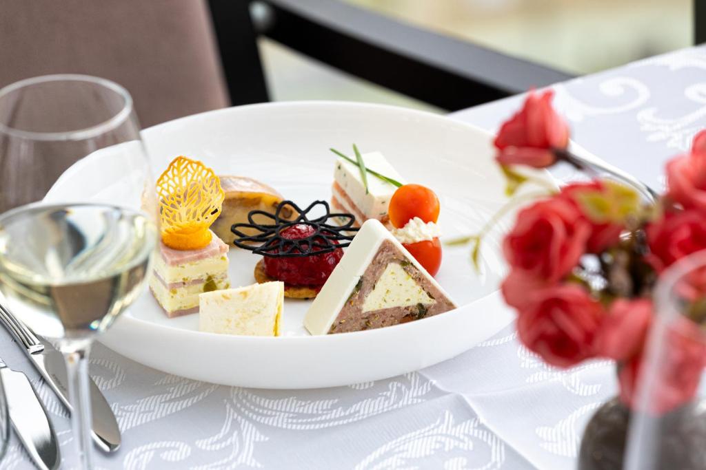 Hotel Golden Tulip Ana Tower Sibiu - Resim 20