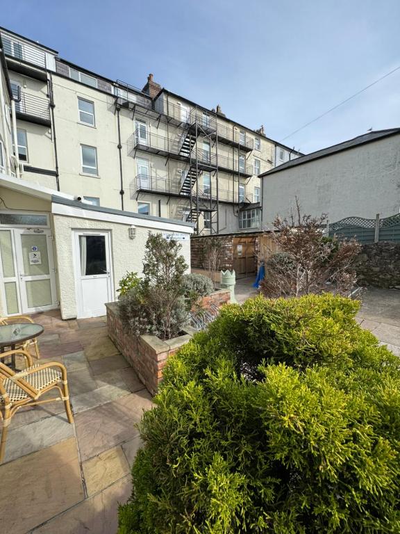 Winchmore Hotel - Resim 6