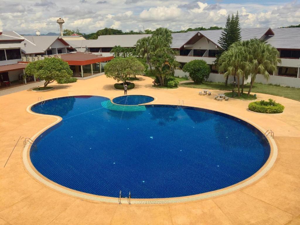 The swimming pool at or close to The Impress Nan Hotel