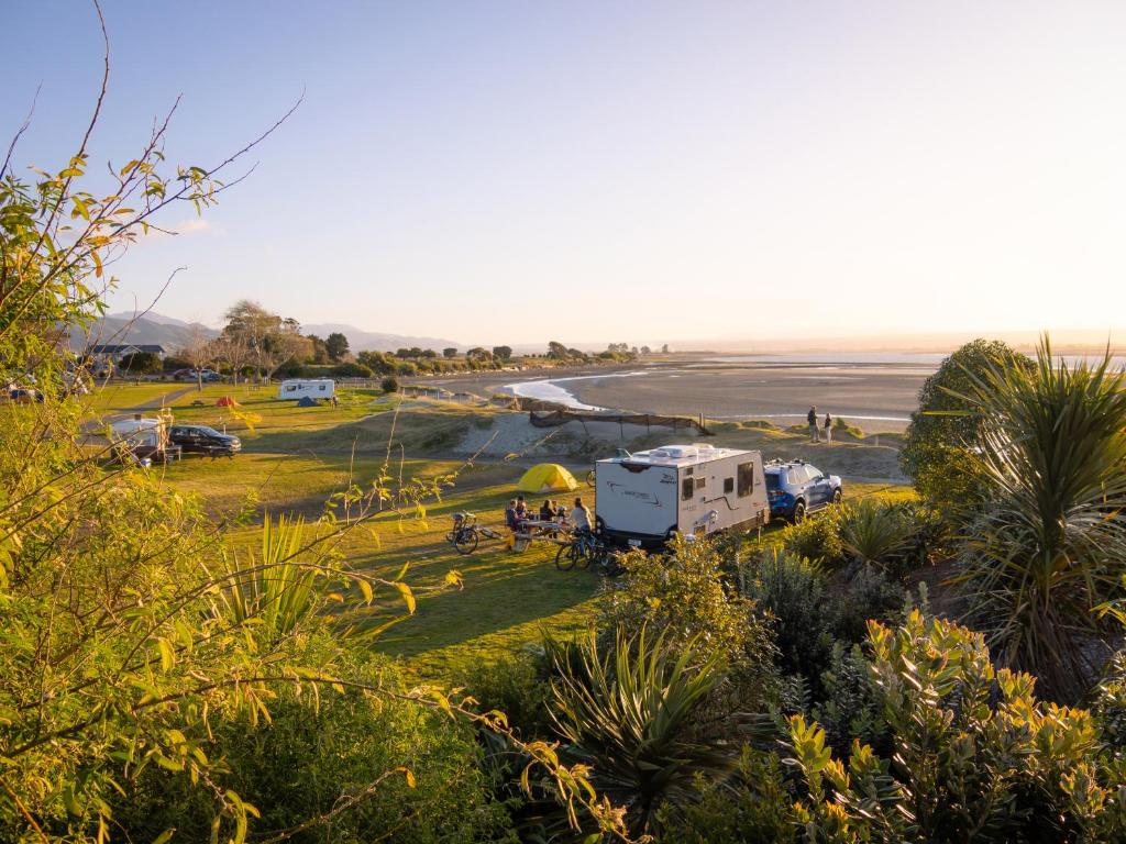 Tahuna Beach Holiday Park - Resim 38