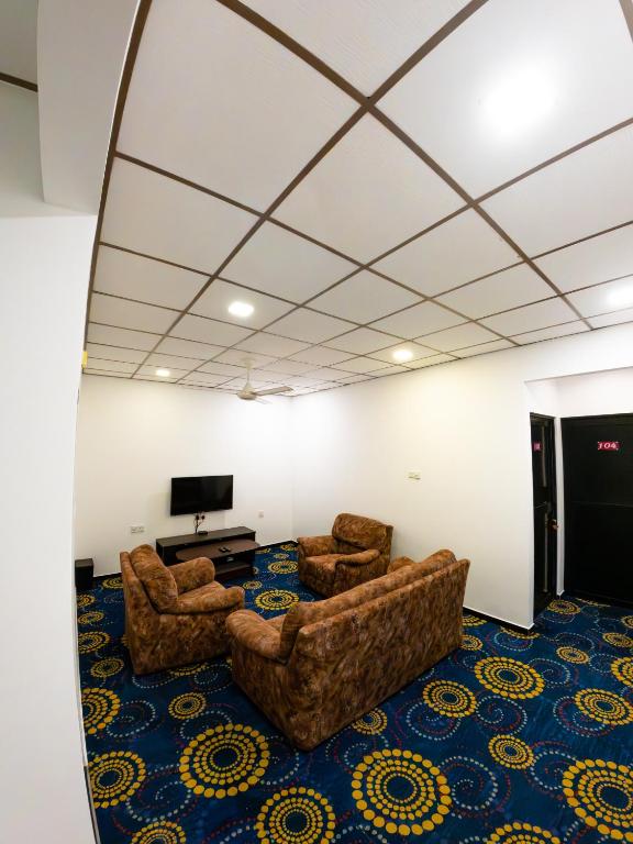 TV a/nebo společenská místnost v ubytování Nilo Lanka Hotel