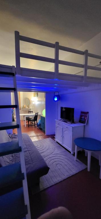 Photo de la galerie de l'établissement LE PETIT MAGNANEN, à Avignon