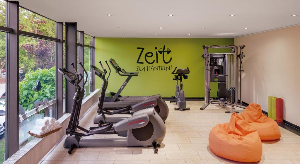 Fitness centrum a/nebo fitness zařízení v ubytování Nells Park Hotel
