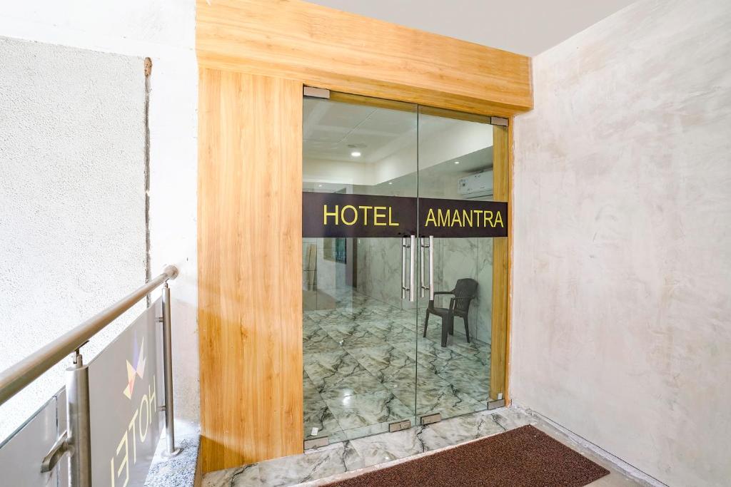 Fotografie z fotogalerie ubytování FabHotel Namantra - Nr Apollo Circle Sardar Patel Ring Road v destinaci Ahmadábád