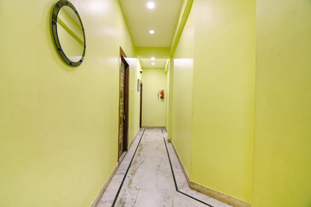 Fotografie z fotogalerie ubytování FabExpress Nest - Nr Park Street Metro Station v destinaci Kalkata
