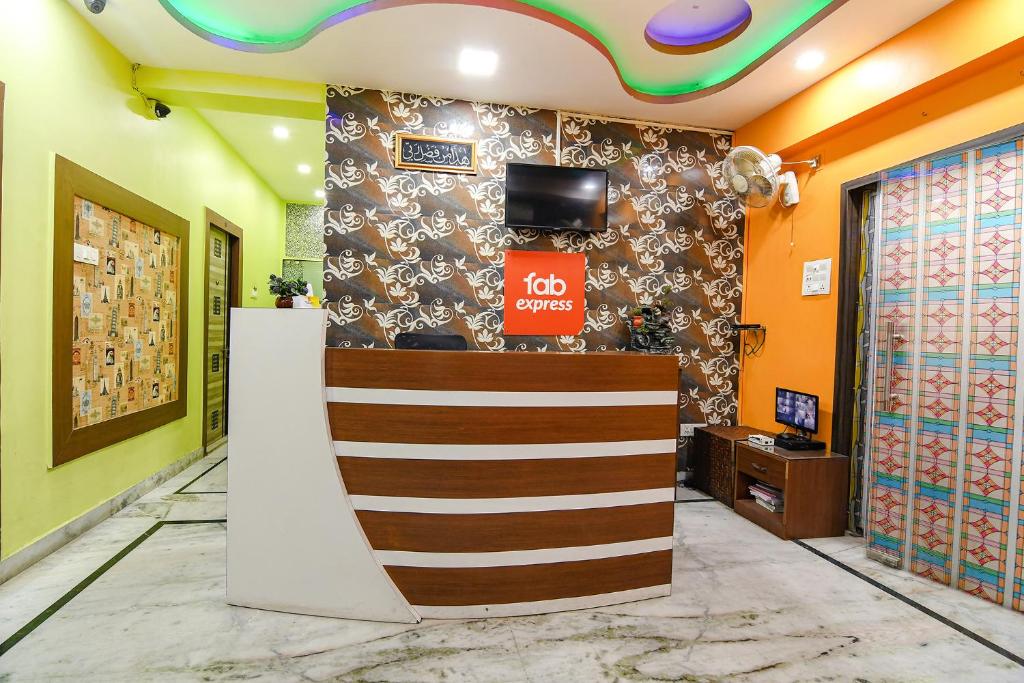 Vstupní hala nebo recepce v ubytování FabExpress Nest - Nr Park Street Metro Station