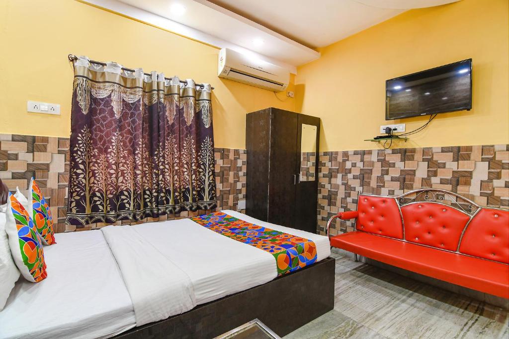 TV a/nebo společenská místnost v ubytování FabExpress Nest - Nr Park Street Metro Station
