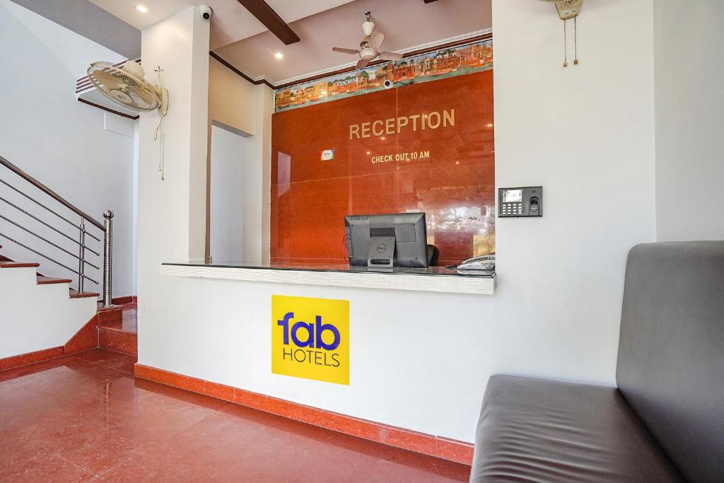 Vstupní hala nebo recepce v ubytování FabHotel Deepak Palace