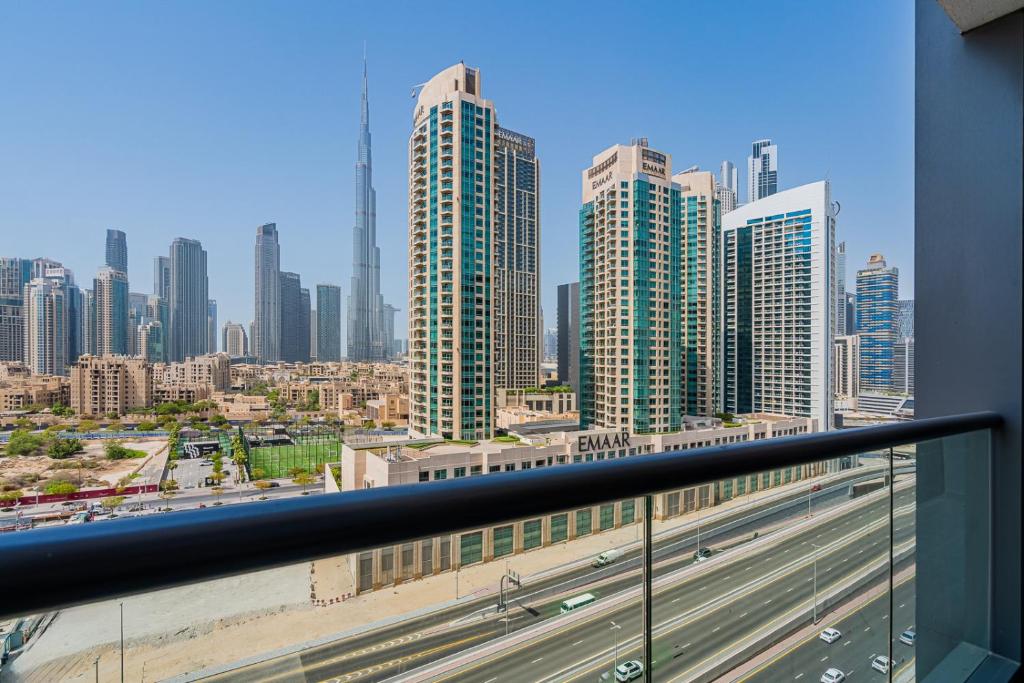 22 Brand New 1BR Apartment in Business Bay Dubai Sterling, Dubai (updated prices 2024)