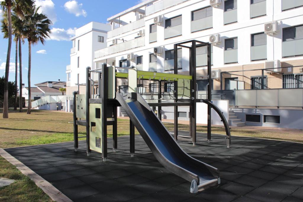 Herní místnost nebo prostor pro děti v ubytování S215 Apartamento Las Dunas Oliva Nova