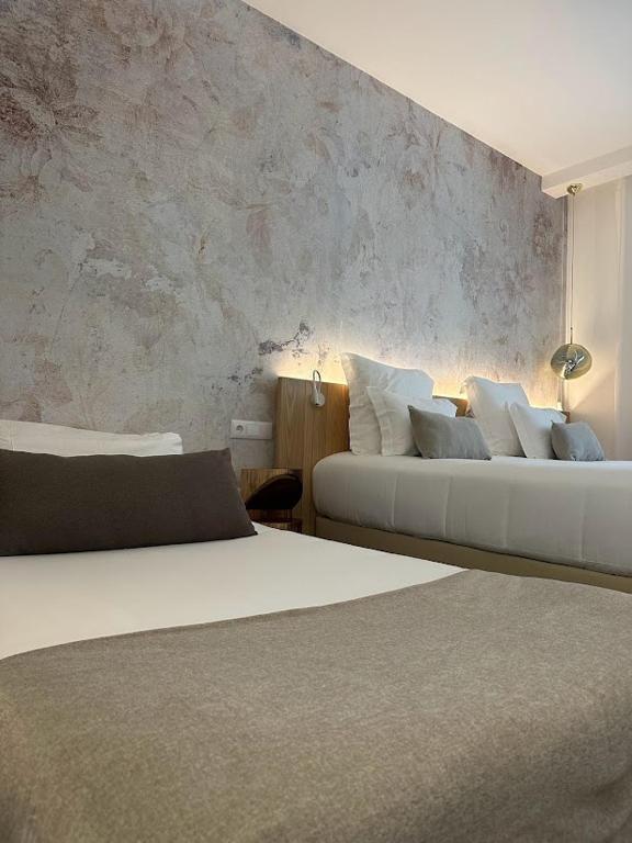 Charm-In Center - 18