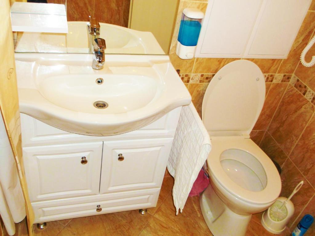 Kúpeľňa v ubytovaní Arany Barokk Apartman