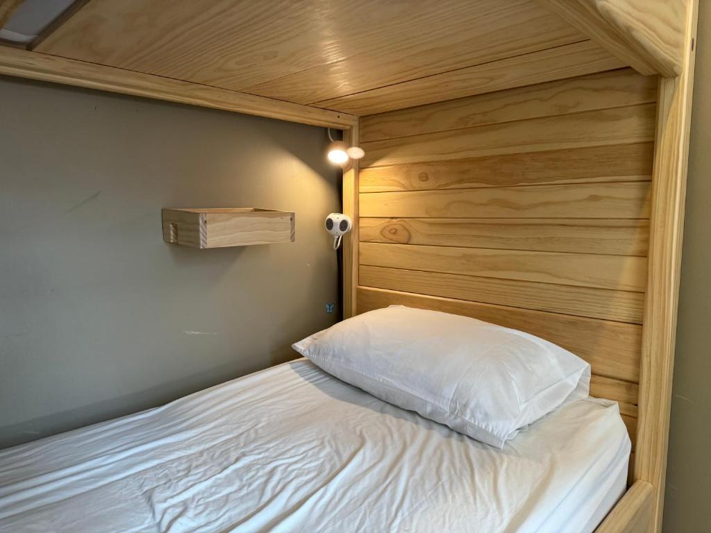 UpTown Backpackers - Resim 31