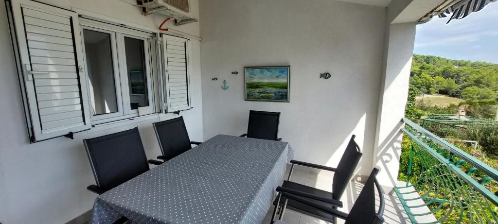 Balkón nebo terasa v ubytování Apartments Basina