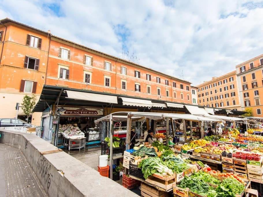 Trastevere Luxury Bright Apartment