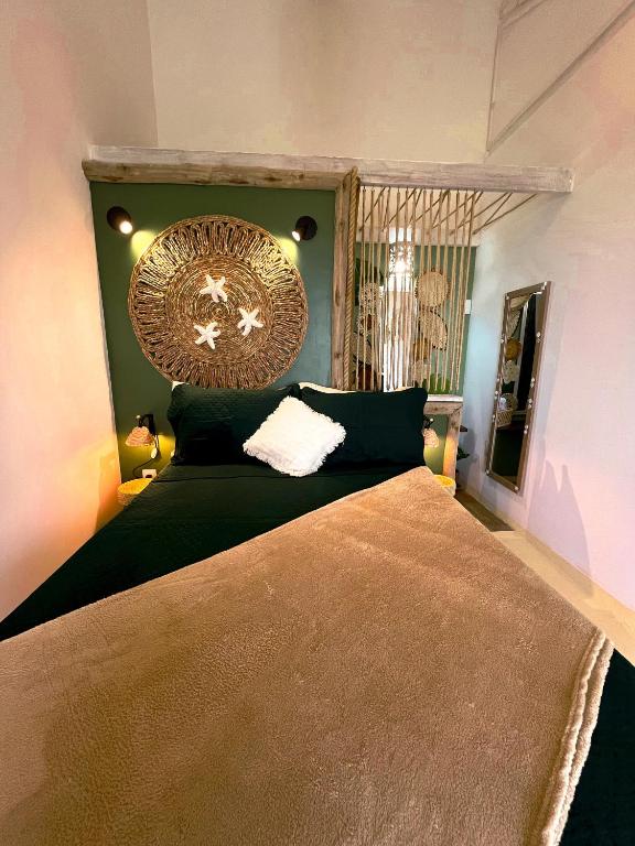 Postel nebo postele na pokoji v ubytování ASAS DEL MAR - SUITES