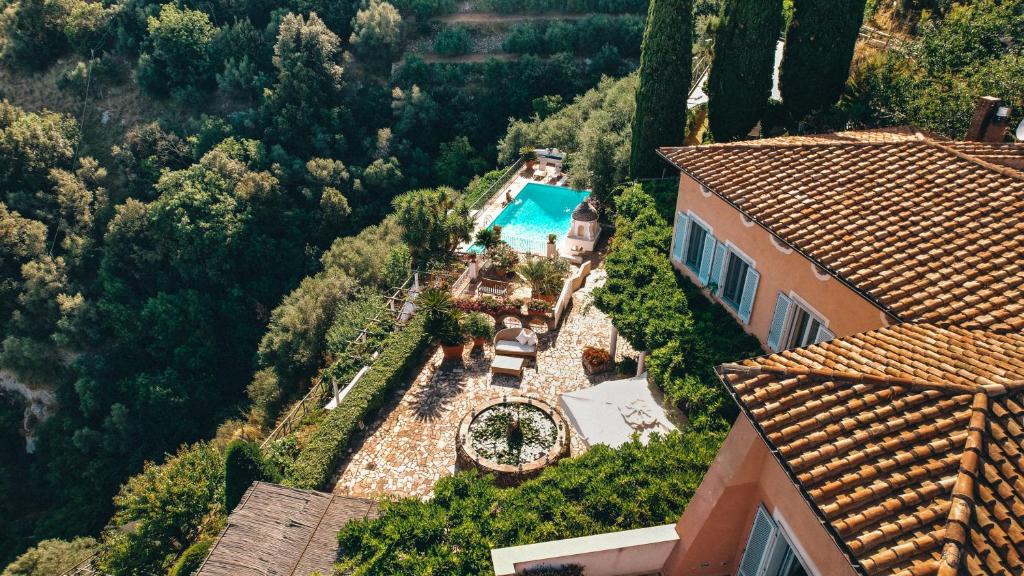 The swimming pool at or close to Villa la Campanella by Elite Villas